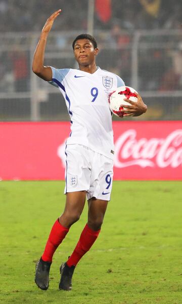 England's Rhian Brewster celebrates