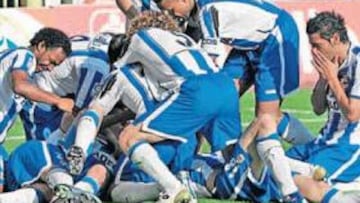 <b>ILUSIÓN. </b>La plantilla del Deportivo ve posible alcanzar uno de los puestos de UEFA.