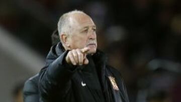 Scolari: "Por lo menos no nos metieron 4 como al Madrid"