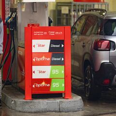 Cuándo termina la bonificación de 20 céntimos a la gasolina y cuáles son las nuevas ayudas al combustible