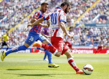 Victor Camarasa y Arda Turan 