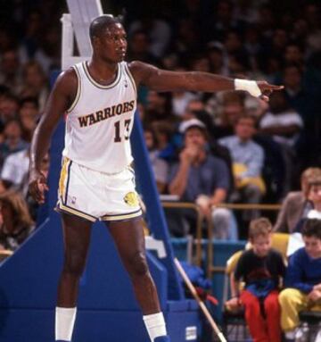 Larry Smith con la camiseta de 1988 a 1997.