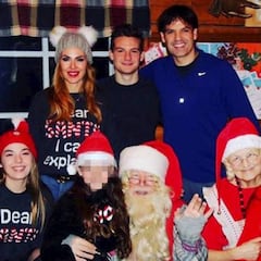 Fernando Sanz y Morientes visitan a Papá Noel en Laponia