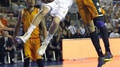 Llull y Sergio ponen al Real Madrid a tiro de uno