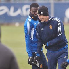 Petrovic, Quinteros, Lasure y James, en la rampa de salida