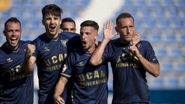 08/11/20 PARTIDO SEGUNDA DIVISION B
UCAM Murcia - El Ejido 2012
celebracion aketxe, su gol, 2-1, con Xemi ALEGRIA