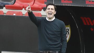 Iraola: “¿Apoyo del club? Me importa el apoyo de los que juegan”