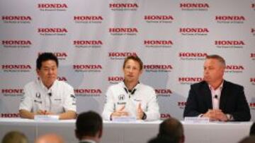 Jenson Button, en el centro.