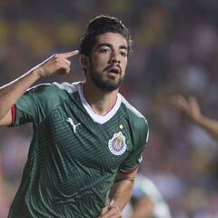 Rodolfo Pizarro: "Sí hubo pláticas con mi representante y Chivas"