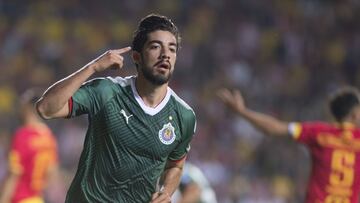 Rodolfo Pizarro: &quot;S&iacute; hubo pl&aacute;ticas con mi representante y Chivas&quot;