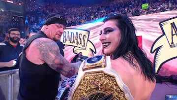 Raw es Netflix: Roman Reigns vuelve a ser el jefe tribal y CM Punk vence a Seth Rollins