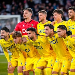 Aprobados y suspensos del Cádiz: oportunidad desaprovechada