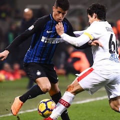 Cancelo: "El Valencia será mi club en España por el resto de mi vida"