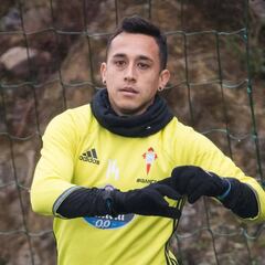 Valencia waiting for Celta to give the thumbs up for Orellana
