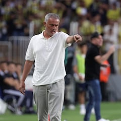 Mourinho sufre para pasar a la siguiente ronda