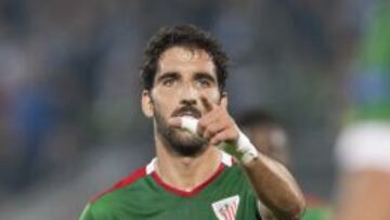 Raúl García agradece el gran centro de De Marcos.