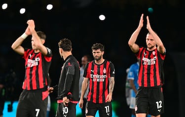 Santiago Giménez reaparece con el Milan en derrota frente al Napoli