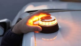 Es oficial: la baliza V16 dispara un 561% la demanda en el último mes de la entrada en vigor de la normativa