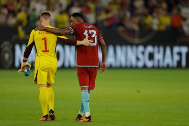 Yerry Mina asombra a Europa