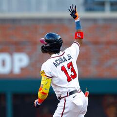 Ronald Acuña Jr. hace historia con dos jonrones en Truist Park