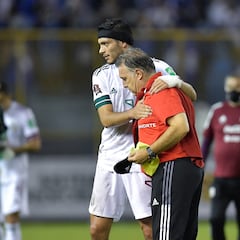 Raúl Jiménez defiende al ‘Tata’ de las criticas