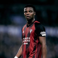 El Levante cierra el fichaje de Son y un preacuerdo con Malsa