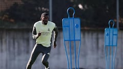 Rüdiger, futuro en el aire