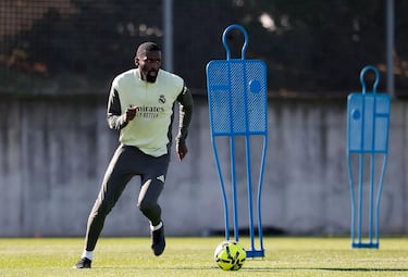 Respiro para Huijsen