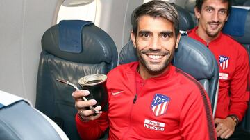 Augusto, en una concentraci&oacute;n con el Atl&eacute;tico de Madrid.