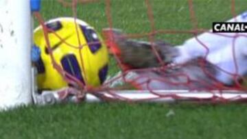 Captura del gol fantasma del Sevilla, en el partido de ida de las semifinales de la Copa del Rey.