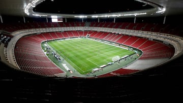 (FILES) In this file photo taken on March 14, 2020, players from Guadalajara and Monterrey train prior to the Mexican Clausura football tournament at the Akron stadium in Guadalajara, Jalisco State, Mexico. - At a televised announcement in New York on June 16, 2022, officials confirmed the list of venues for the FIFA 2026 World Cup co-hosted by Canada, Mexico and the United States, for what will be the first ever 48-team World Cup. Mexico will be hosting the finals for a third time after serving as solo hosts in 1970 and 1986. Mexico City's Azteca Stadium will be the first stadium to feature in three separate World Cups. Other Mexican venues include Guadalajara's Estadio Akron and Monterrey's Estadio BBVA. (Photo by Ulises Ruiz / AFP)