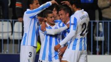 El Málaga celebra uno de sus goles ante el Anderlecht