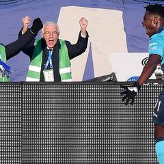 Atalanta ajustará salario de Duván Zapata