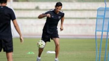 Santa Cruz no estar¨¢ en Valencia y apunta al Deportivo