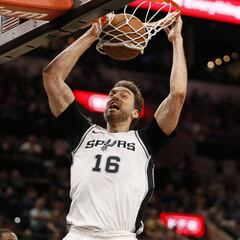 +17 de Gasol: Triunfo vital de los Spurs y lío para los Thunder