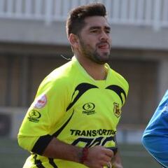 Marco Estrada firmó en San Luis: "Cumplo uno de mis sueños"