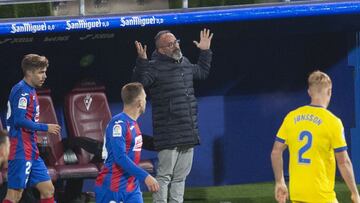 Cervera: “Miraremos la tabla varias veces, pero solo estamos más cerca del objetivo”