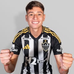 Iván Román firma el primer gran contrato de su carrera: hasta 2029