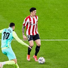 Aprobados y suspensos del Granada: Soldado reclamaba un fuera de banda y llegó el 2-1