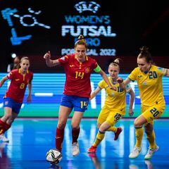 España contra Portugal y frente a un pabellón lleno