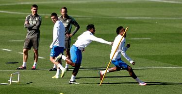 Endrick y Eder Militao durante el entrenamiento. 
 