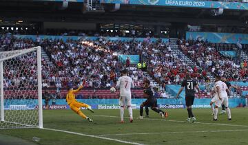 Sarabia empató el partido. 1-1.

