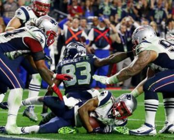 Malcolm Butler de los Patriots interceptó el pase de touchdown a Russell Wilson y dio la victoria a New England.