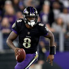 Jackson 'honoured' to equal Dan Marino record in Ravens win