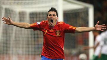 David Villa celebra su gol ante Portugal.