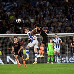 Aprobados y suspensos del Valencia: El equipo no puede contra diez