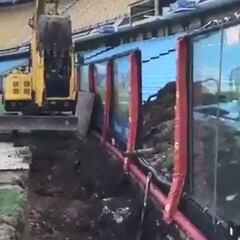 Boca empieza a quitar los vidrios de la platea de La Bombonera