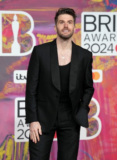 El cómico Joel Dommett.