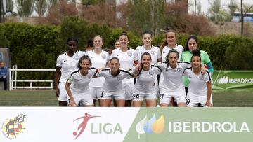 La formación del Madrid CFF de la temporada pasada ante el Barcelona.