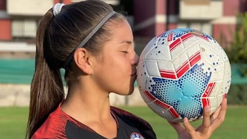 Natsumy Millones, la joya de 15 años que irrumpe en la Roja Sub 17